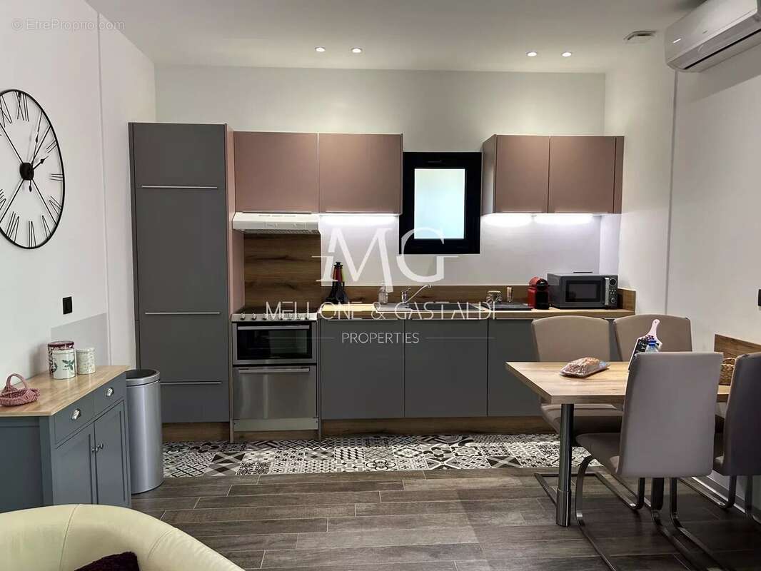 Maison à MONTAUROUX