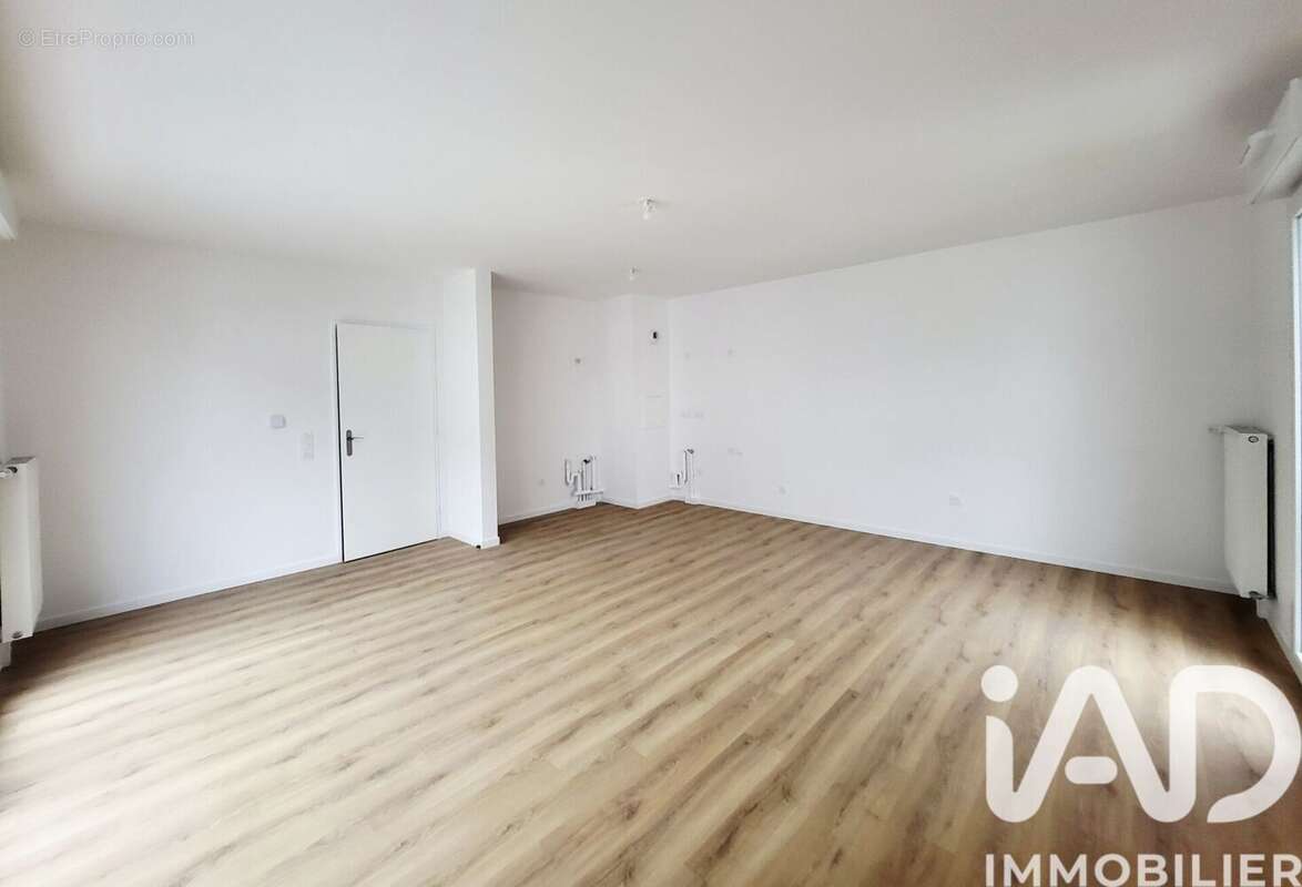 Photo 3 - Appartement à VILLENEUVE-LA-GARENNE