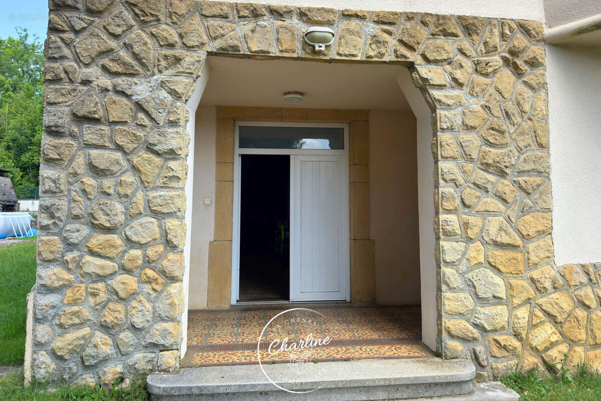 Appartement à AMANVILLERS