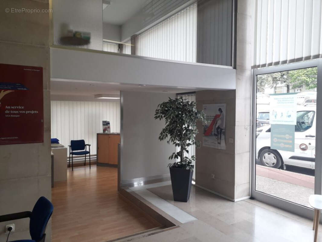 Commerce à CHAUMONT