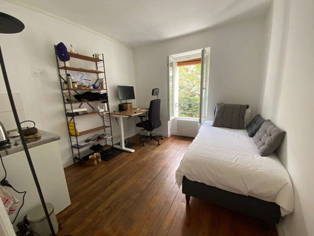 Appartement à PARIS-11E