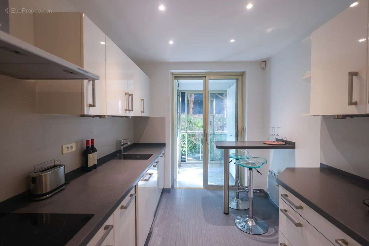 Appartement à LE CANNET