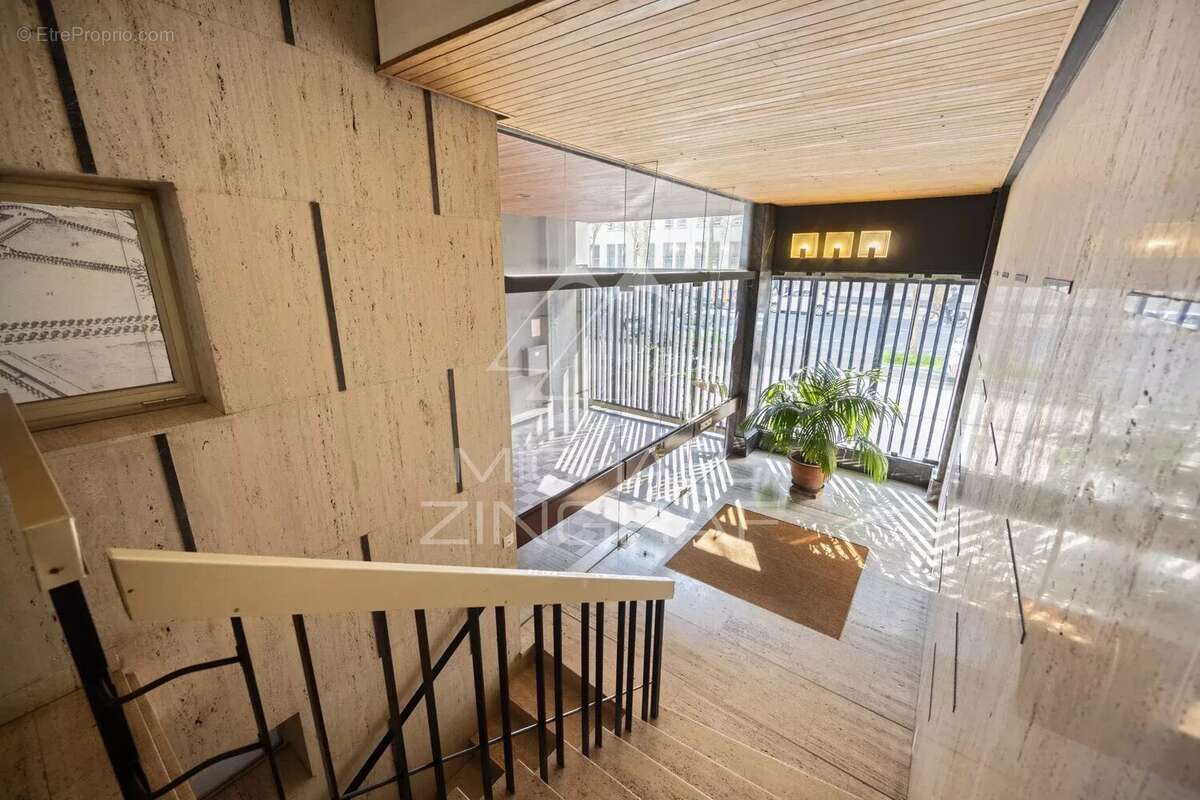 Appartement à PARIS-7E