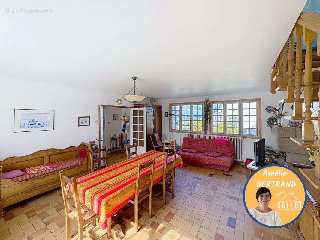 Maison à TREVOU-TREGUIGNEC