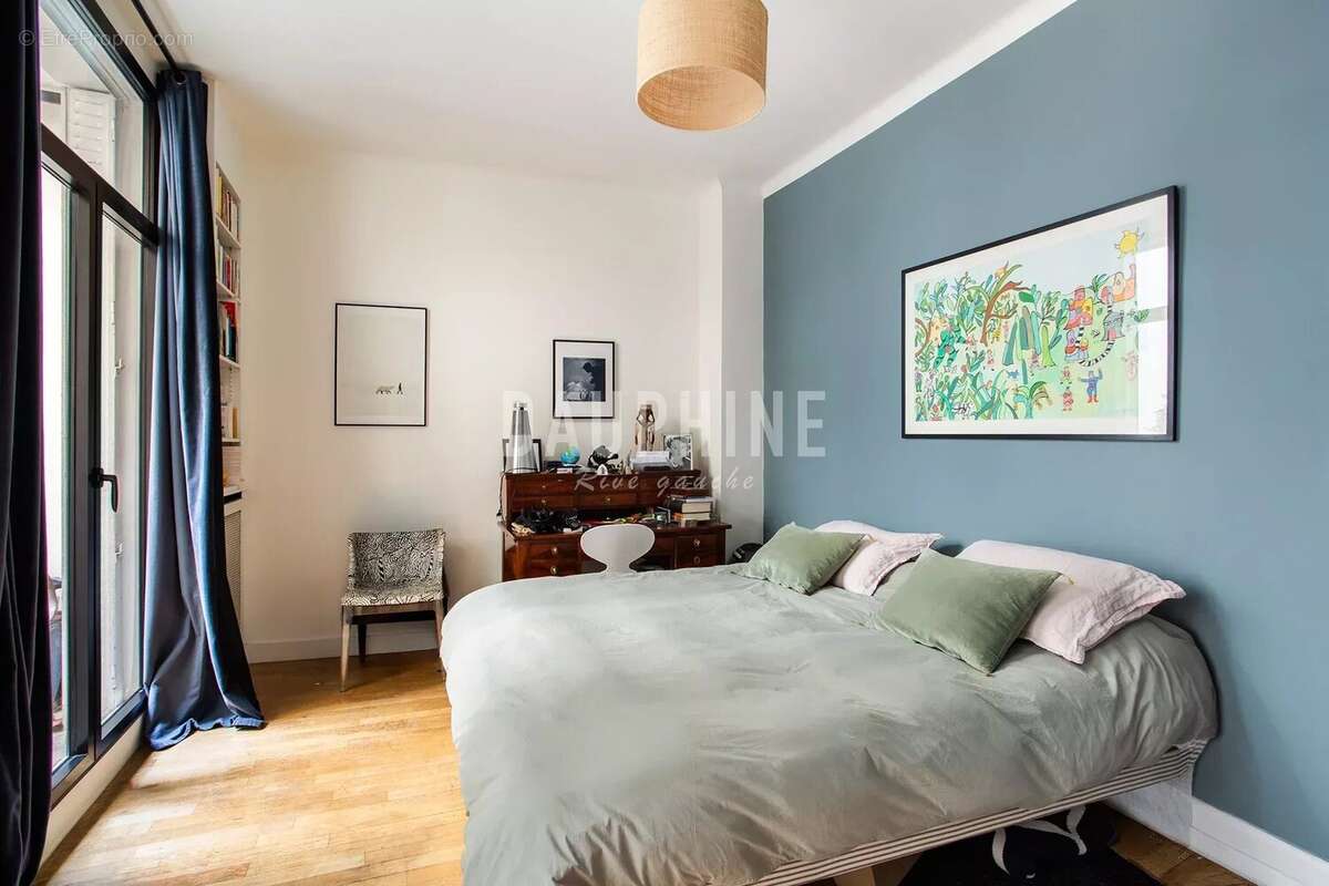 Appartement à PARIS-7E