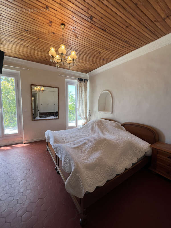 Maison à TOURRETTES-SUR-LOUP