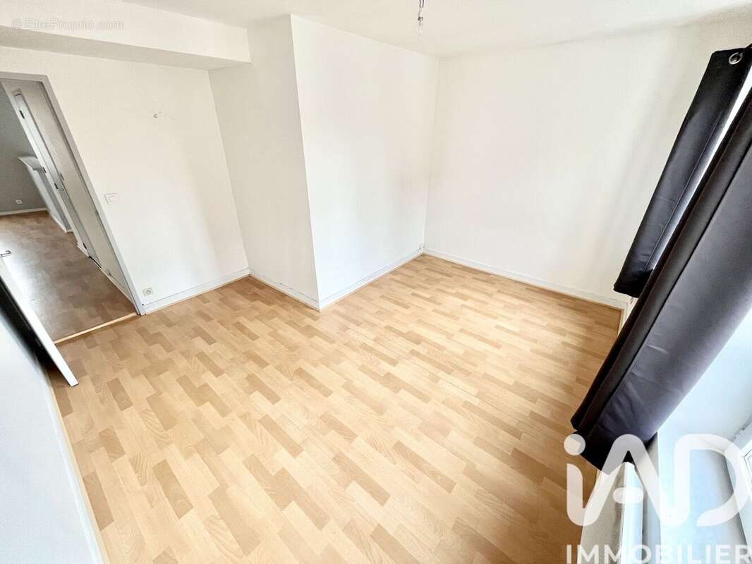 Appartement 57 m² à Pont-Sainte-Maxence  - photo 8