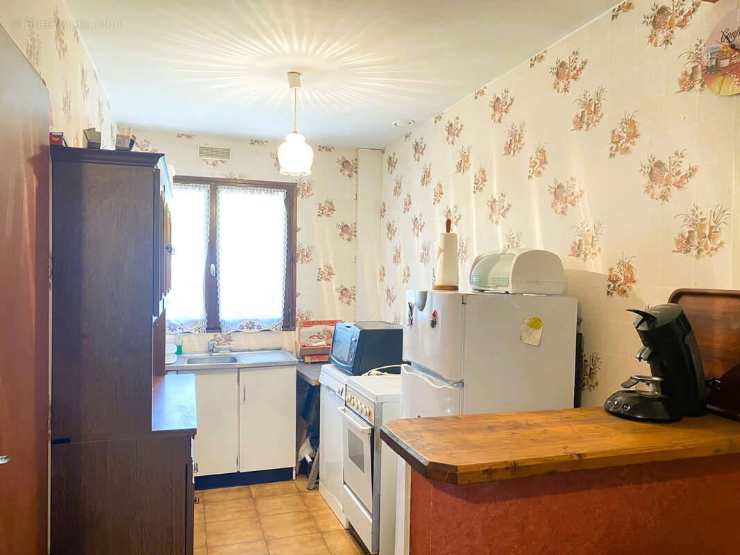 Maison à BAZOCHES-SUR-LE-BETZ