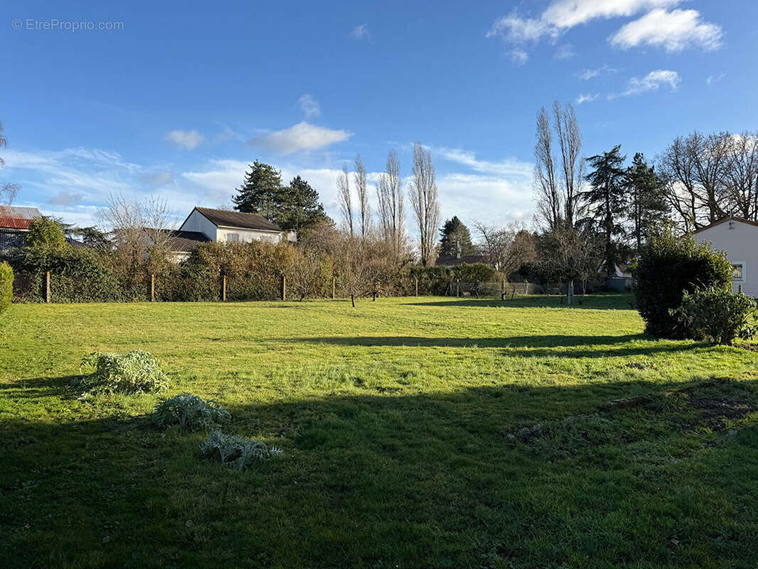 Terrain à POITIERS