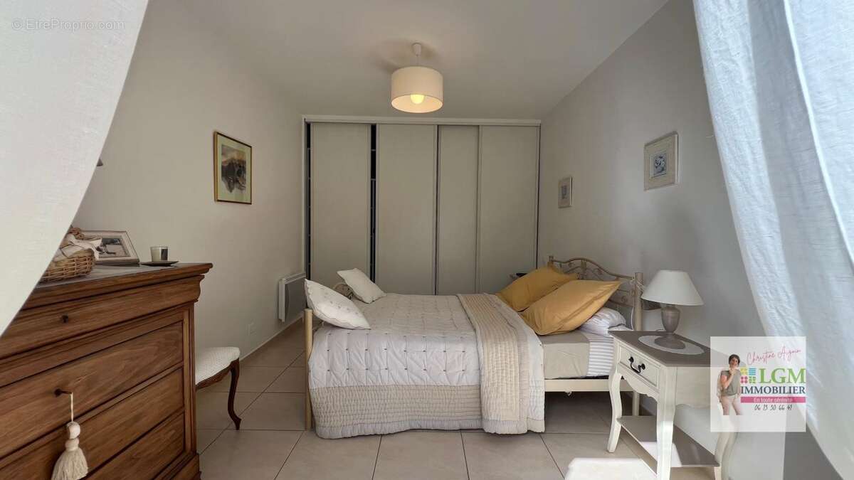 Maison à LEZAN