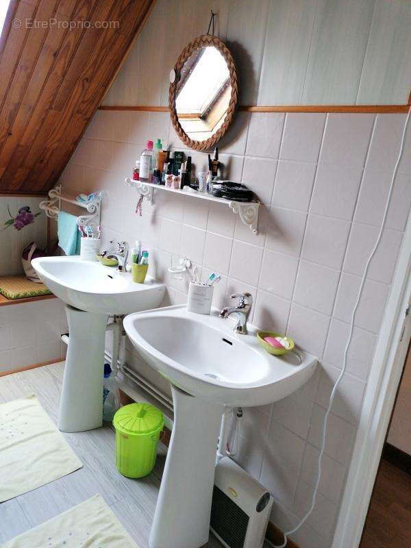 Maison à ORIGNY-SAINTE-BENOITE