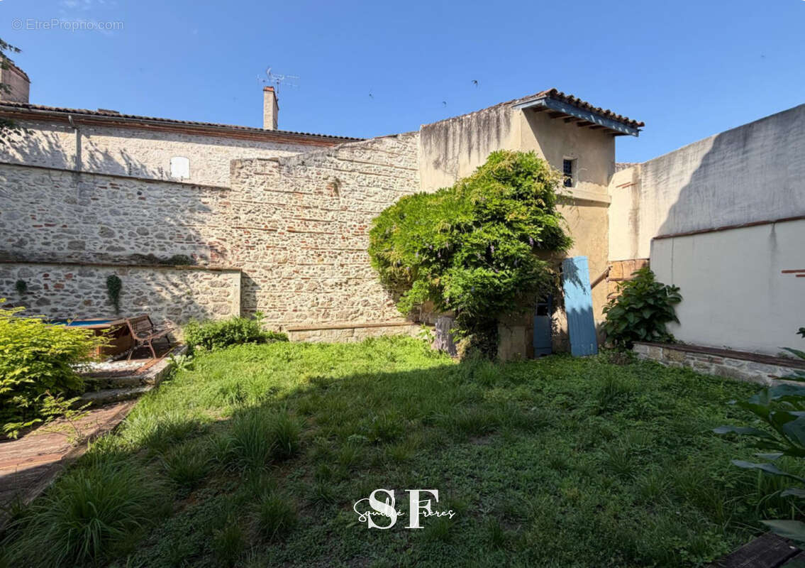 Agen rive gauche - superbe maison de caractere - photo 3