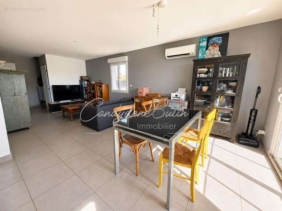 Villa T5 avec piscine, 4 chambres et garage - photo 4