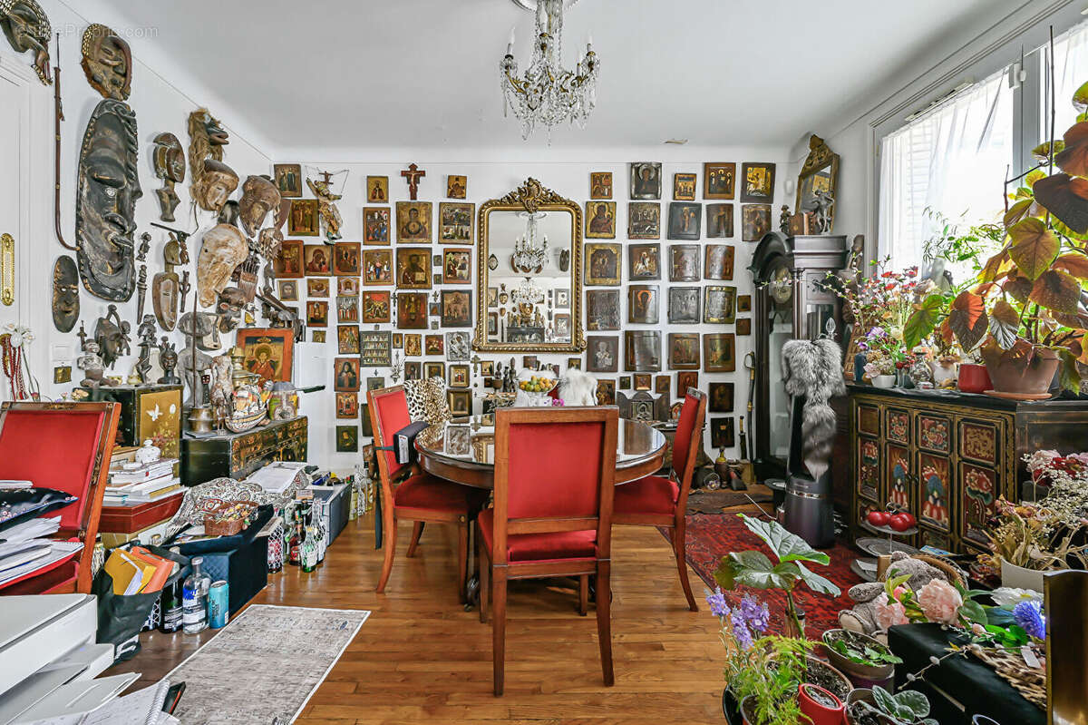 Appartement à PARIS-14E