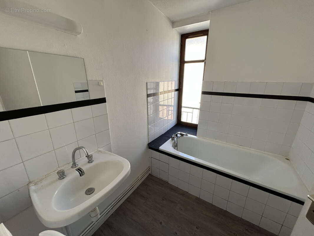 Appartement à LANGOGNE