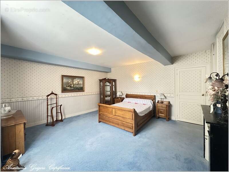 Maison à COURVILLE-SUR-EURE