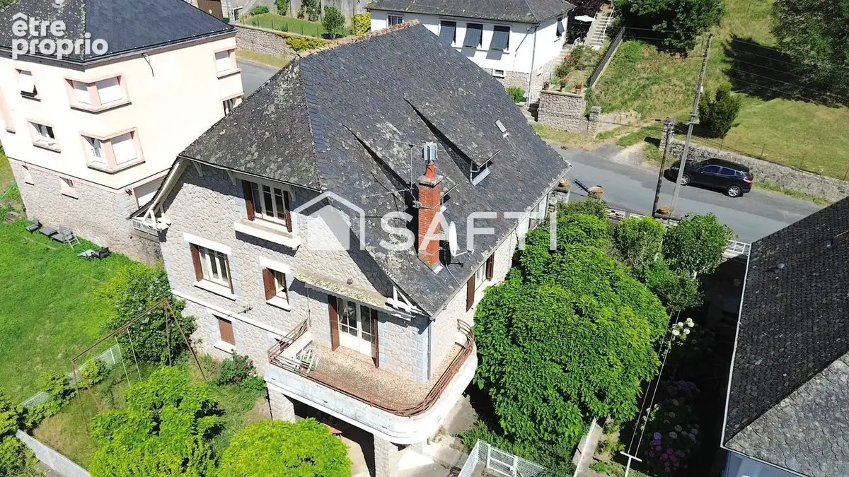 Photo 1 - Maison à ENTRAYGUES-SUR-TRUYERE
