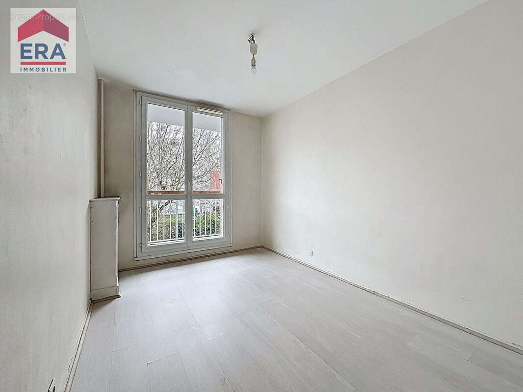 Appartement à IVRY-SUR-SEINE