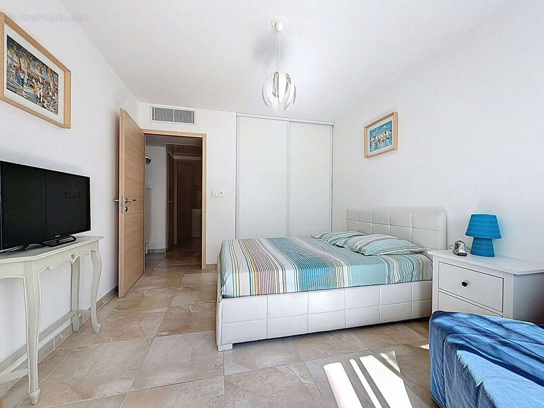 Appartement à CARQUEIRANNE