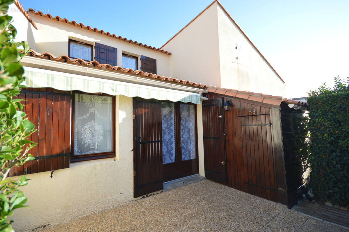 Appartement à VAUX-SUR-MER