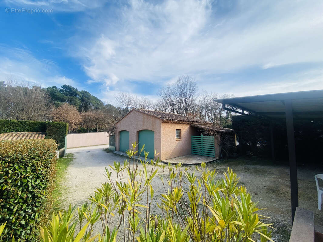 Maison à SAINT-PANTALEON