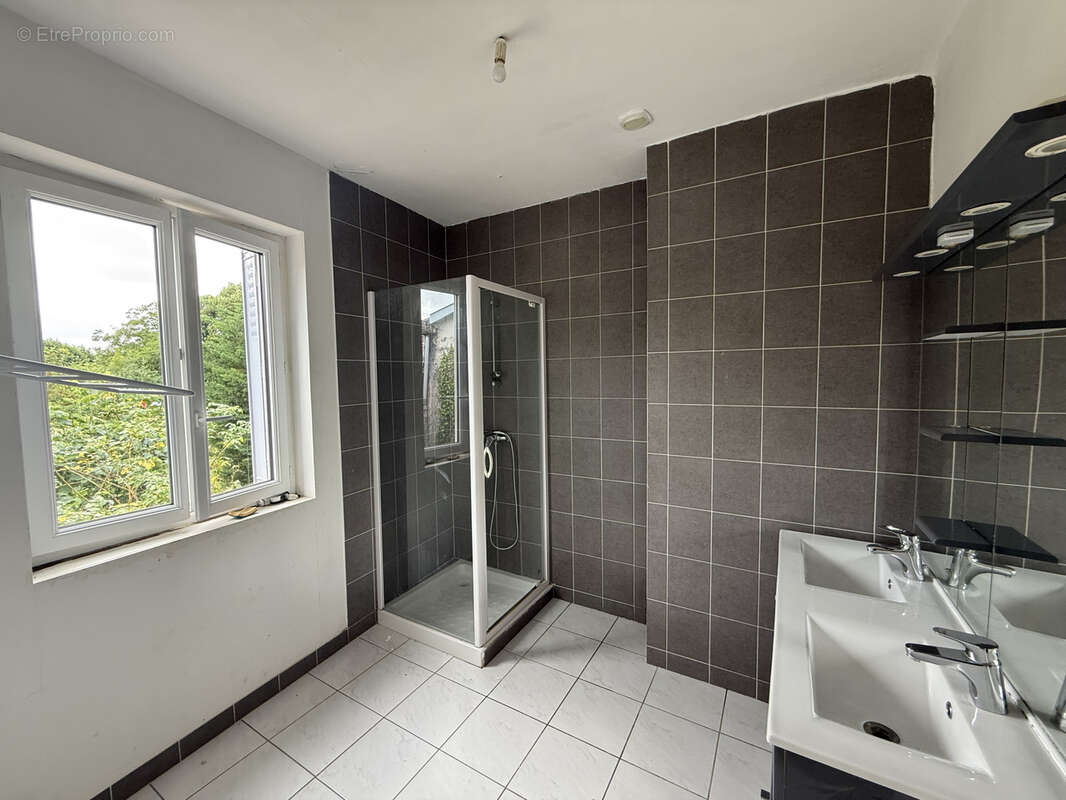 Maison à L&#039;ISLE-EN-DODON