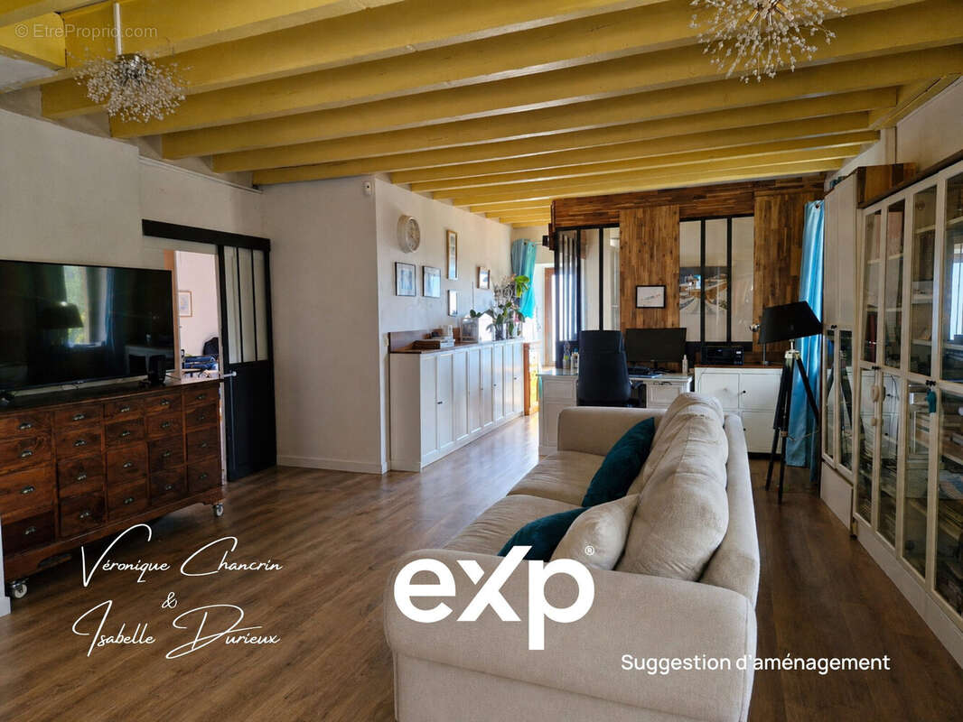 Maison 195 m² à Saint-Andre-La-Cote  - photo 8