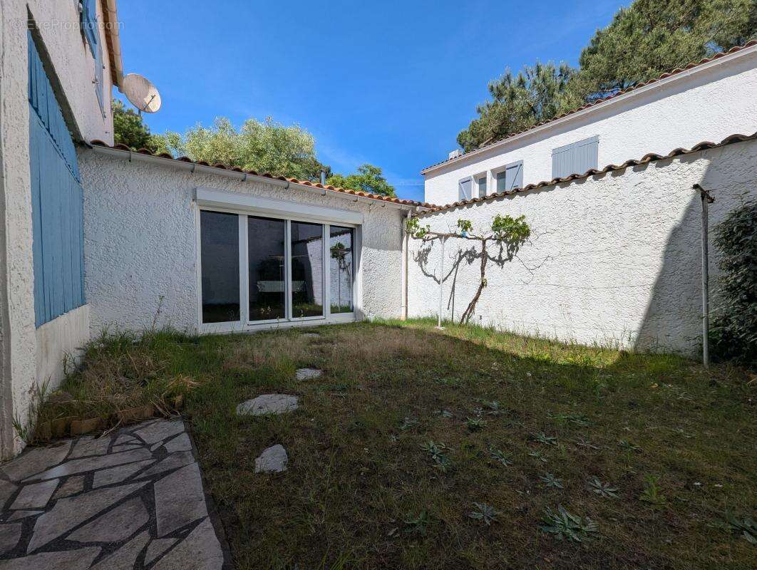 Maison à LES MATHES