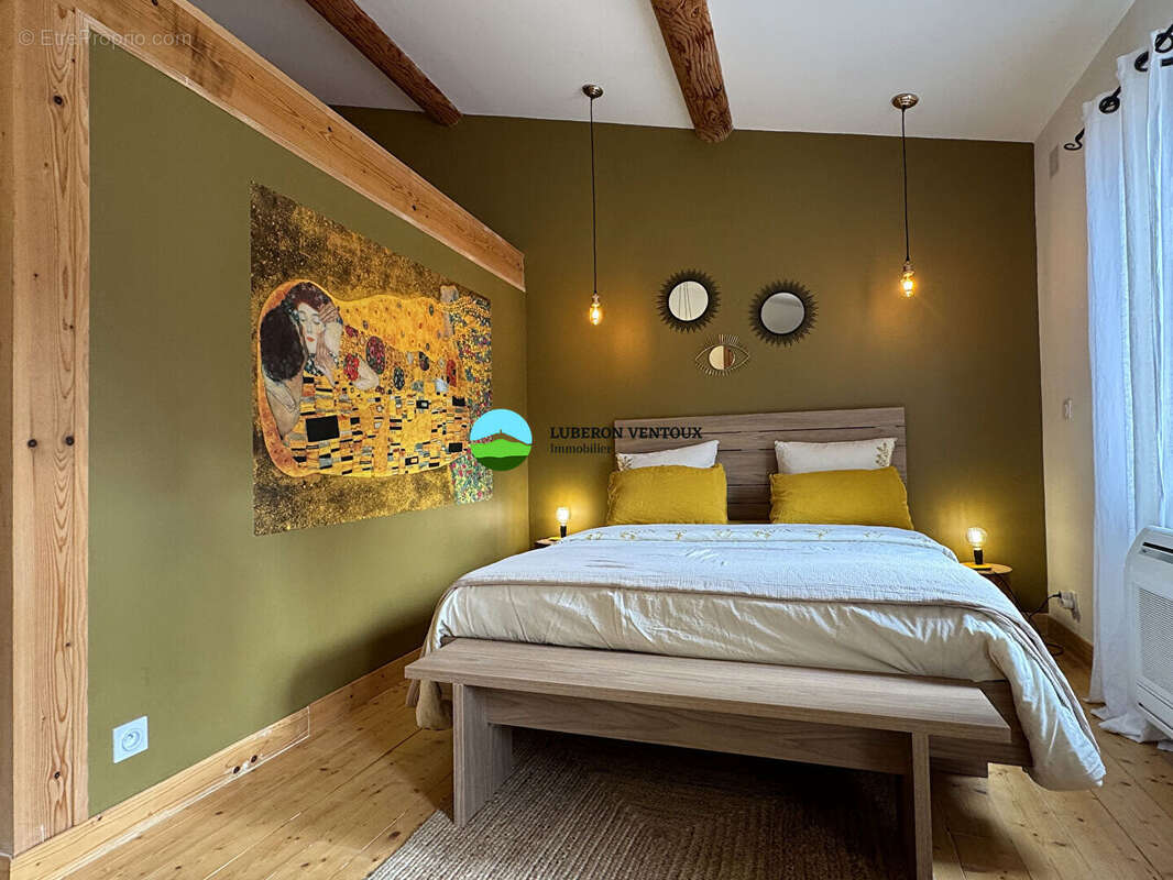 Maison à PERNES-LES-FONTAINES