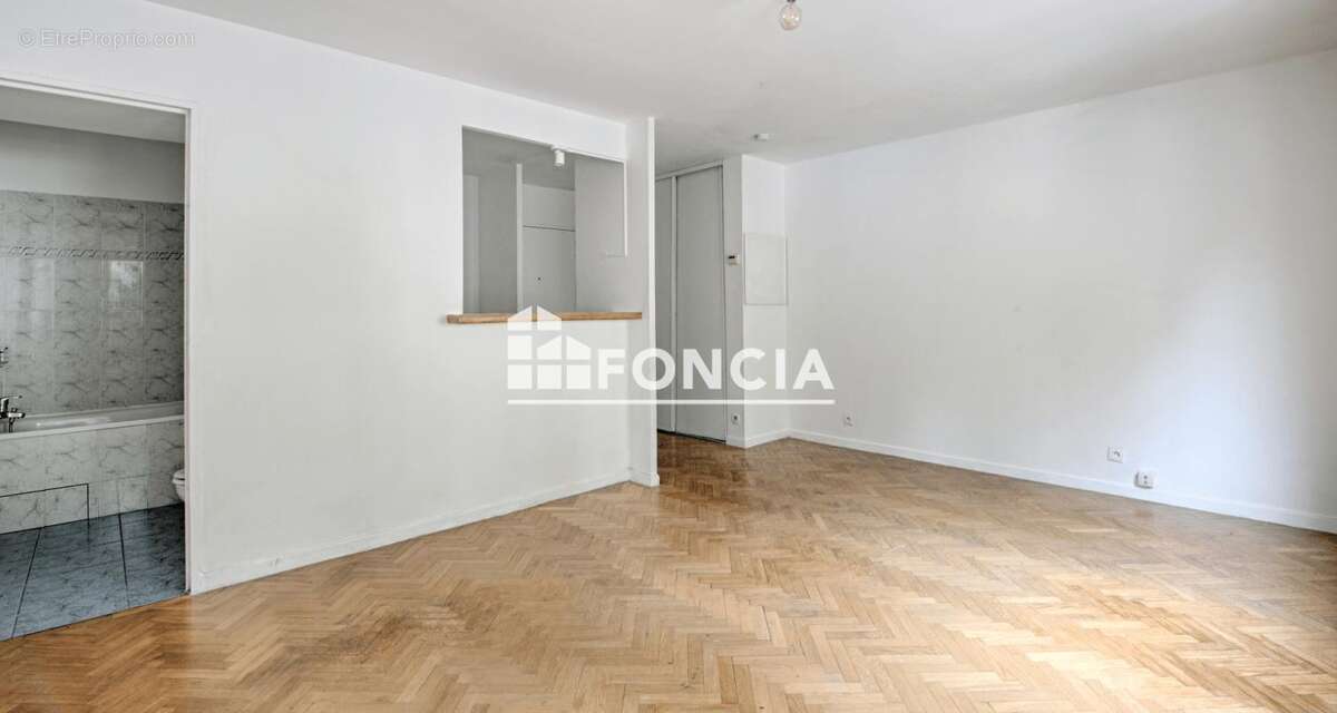 Appartement à MAISONS-ALFORT