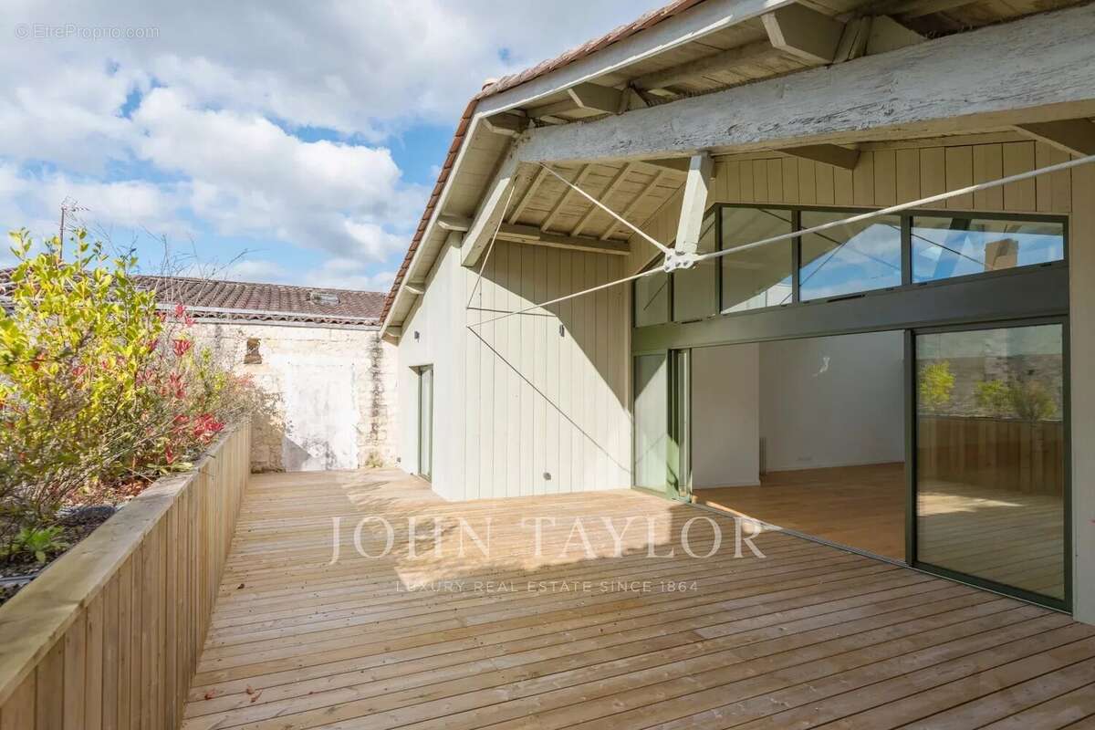 Appartement à BORDEAUX