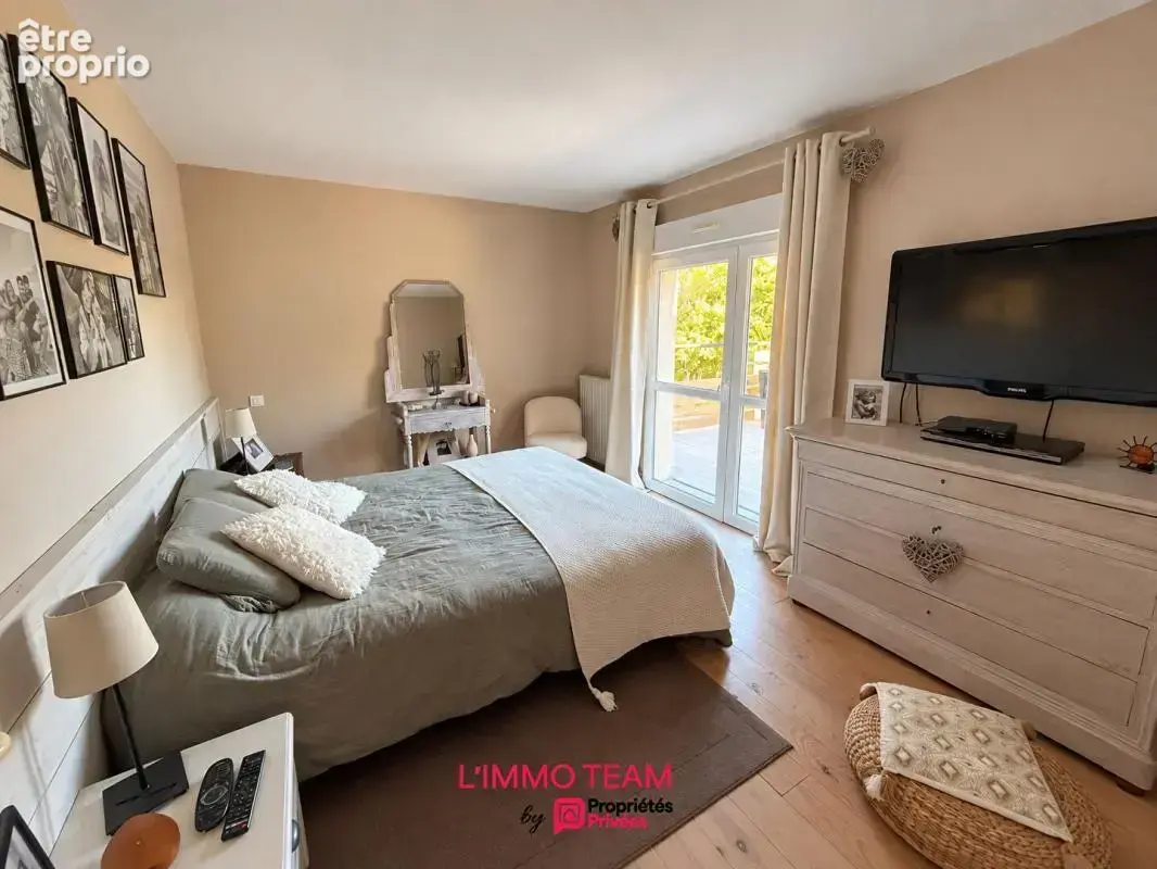 Villa contemporaine T4 avec piscine sur 13000m² de terrain au calme à 10 minutes de CAHORS - photo 12