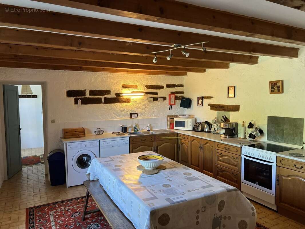 Ferme et domaine équestre avec 4 maisons et plus de 24 ha de terres et de pâturages - photo 9