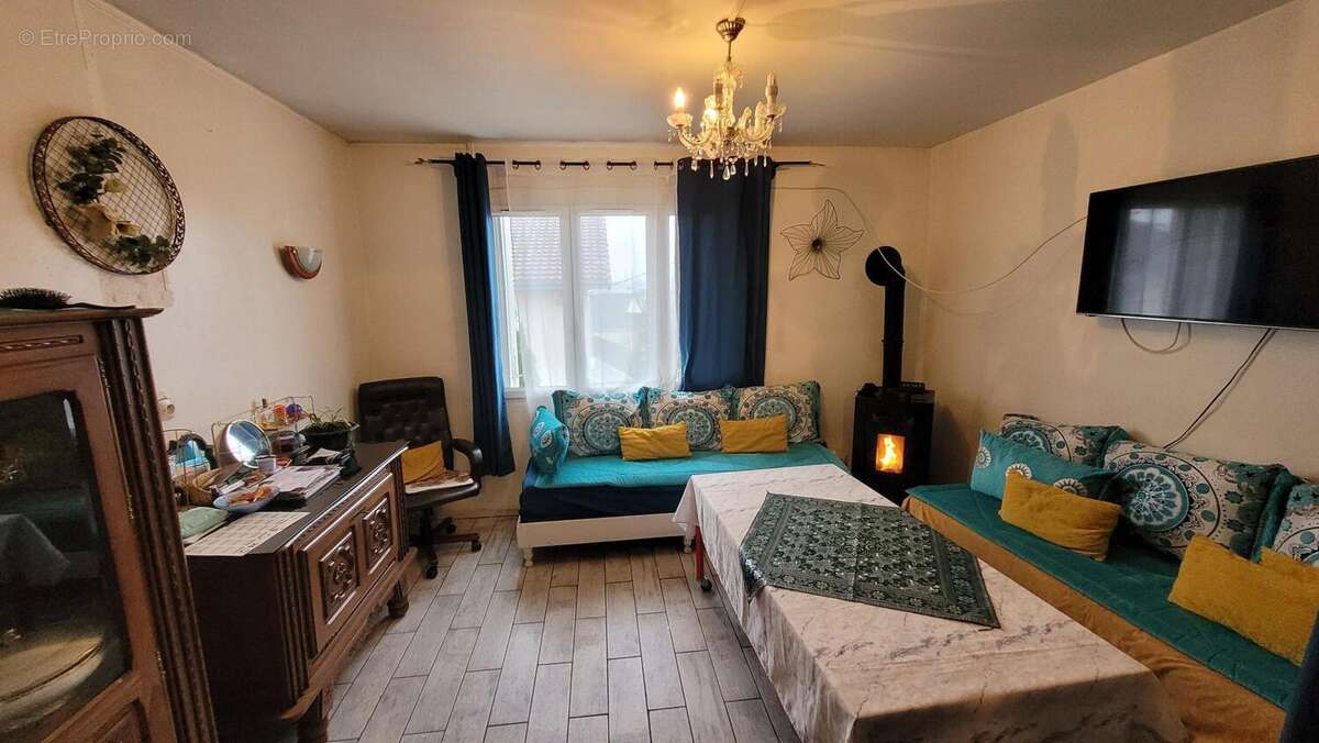 Photo 2 - Maison à CHATELLERAULT