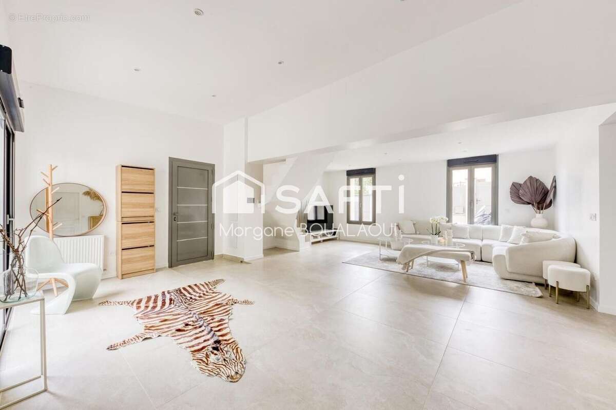 Photo 2 - Maison à LE PLESSIS-BOUCHARD