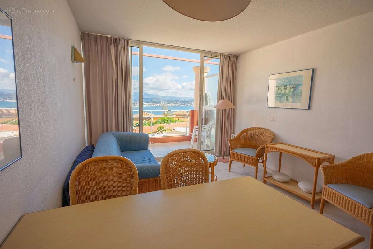 Appartement à THEOULE-SUR-MER