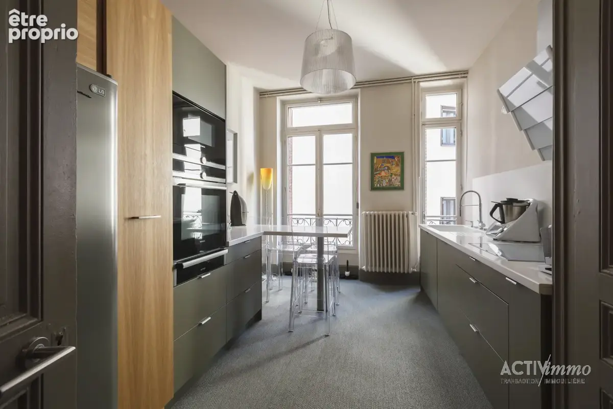 Sublime appartement - Copropriété avec ascenseur - photo 4