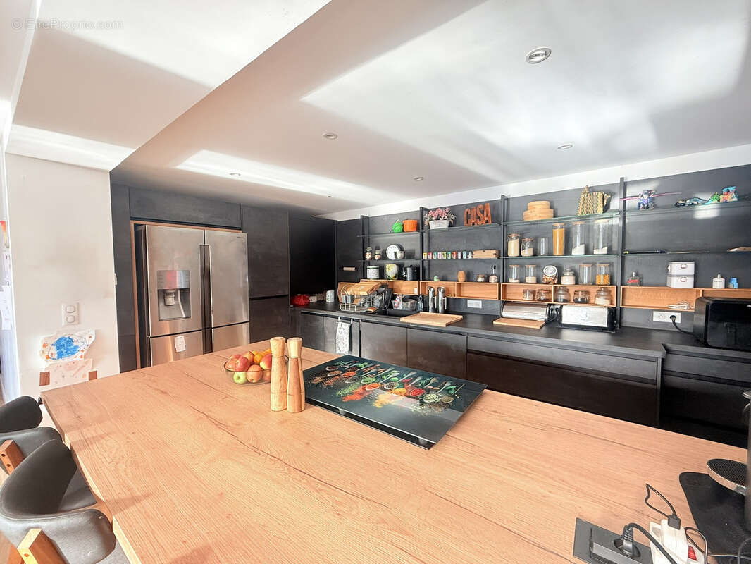 Maison à CARQUEIRANNE