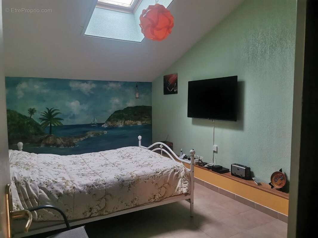 Appartement à LORGUES