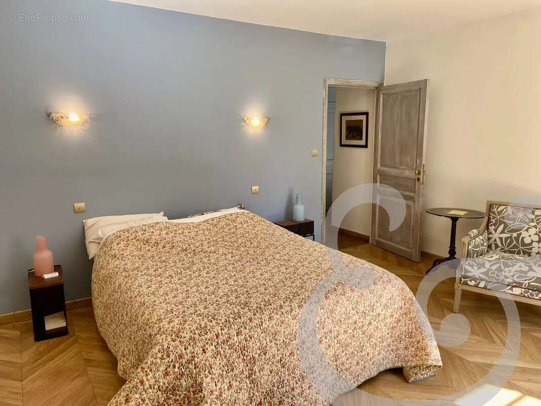 Maison à PLAN-D'ORGON