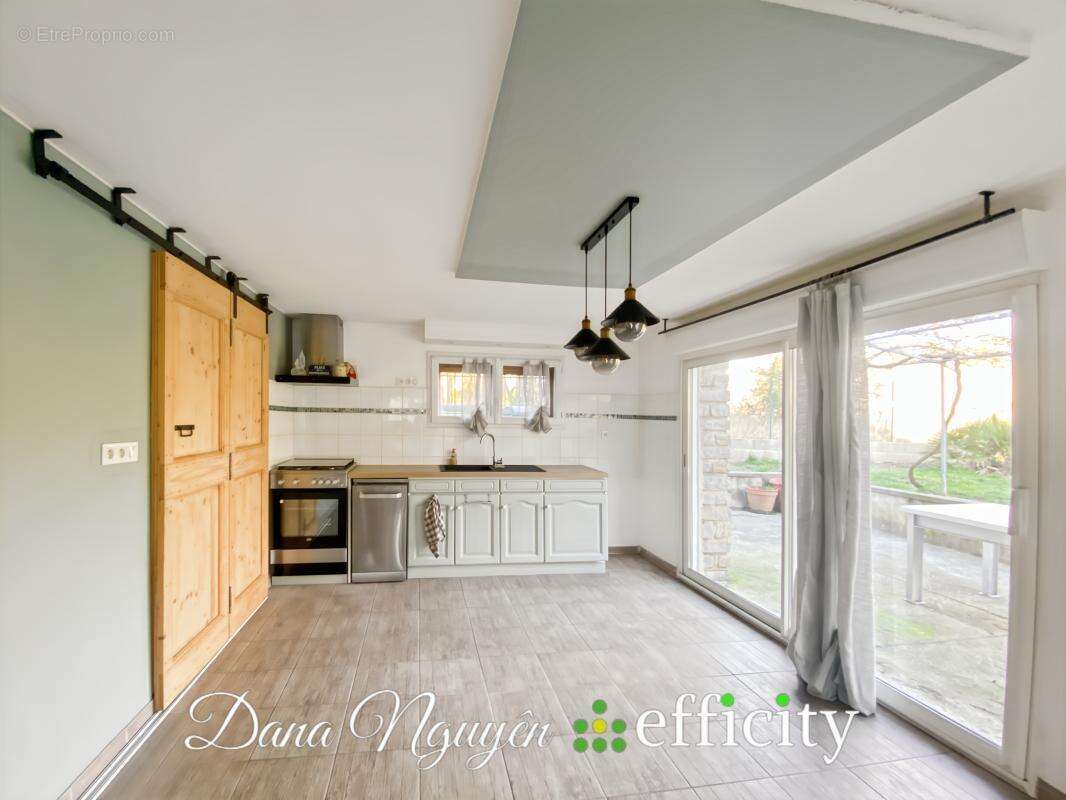 Maison 154 m² à Saint-Privat-Des-Vieux  - photo 14