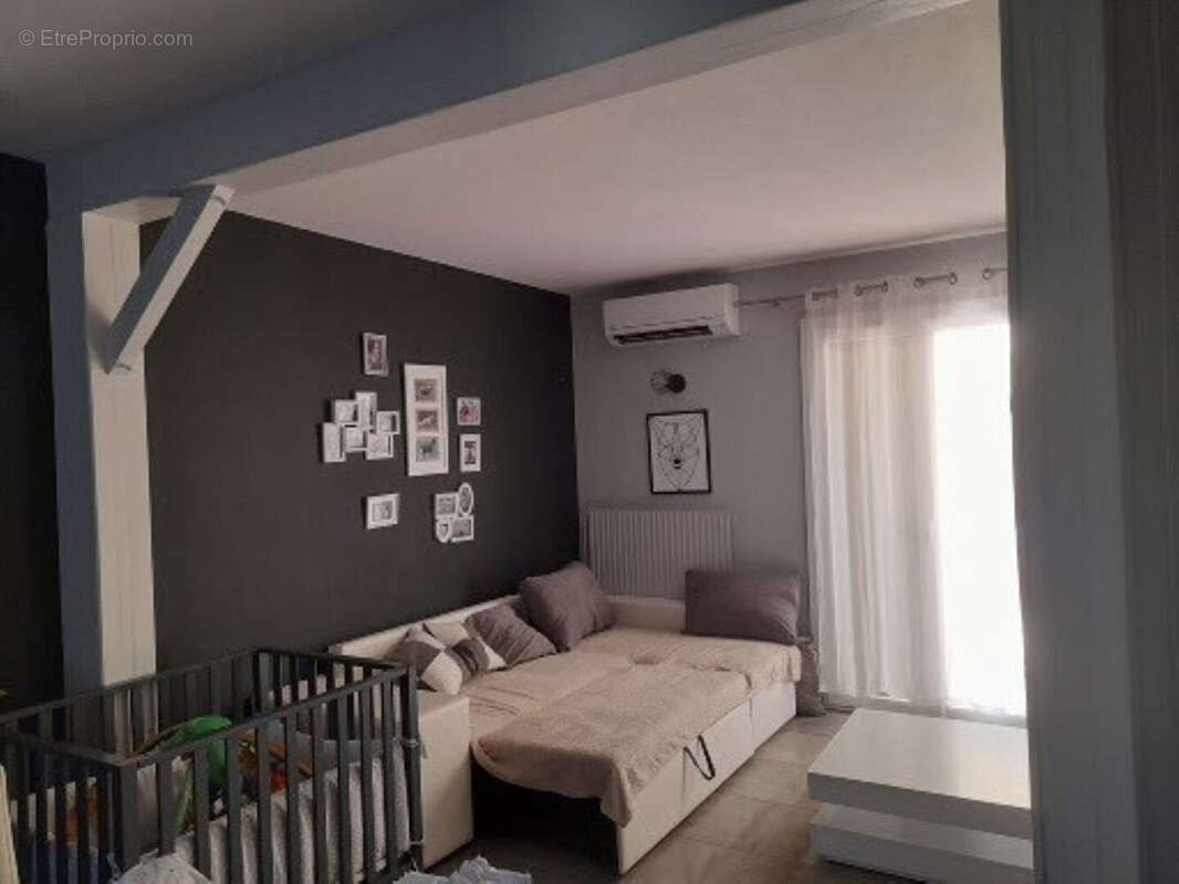 Maison à LES ANGLES