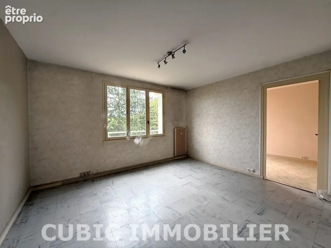 Appartement - 4 pièces - Villefranche-sur-Saône - photo 8