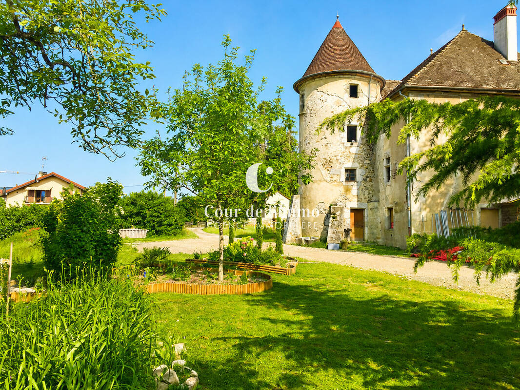 Maison à ARTHAZ-PONT-NOTRE-DAME