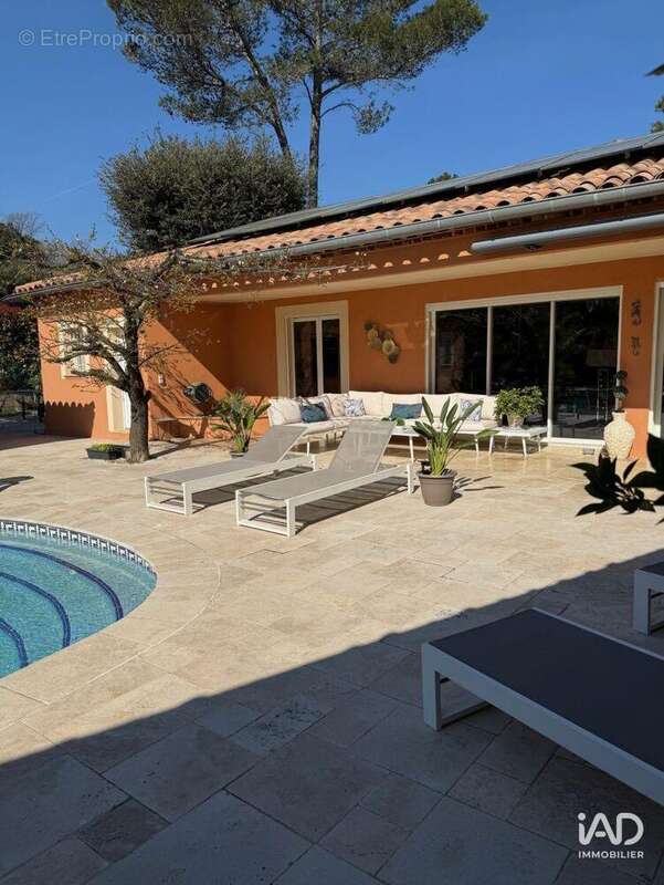 Photo 2 - Maison à FLASSANS-SUR-ISSOLE