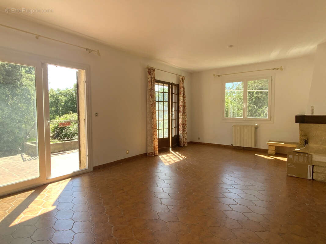 Maison à UZES
