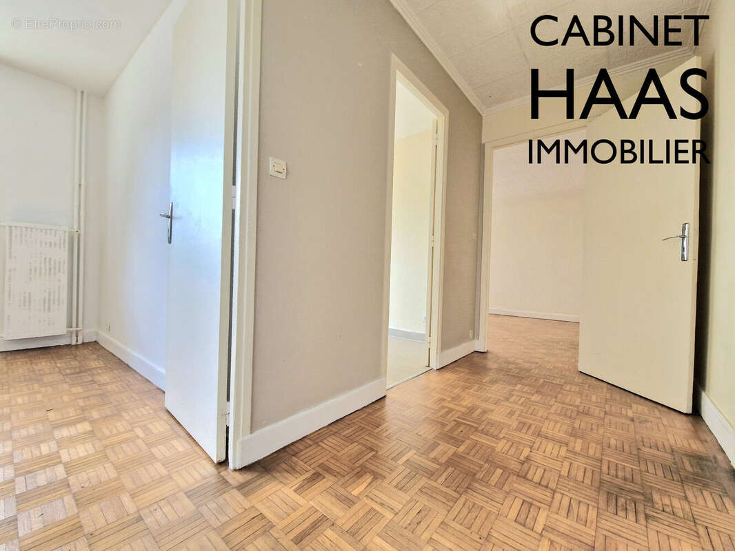 Dégagement - Appartement à IVRY-SUR-SEINE