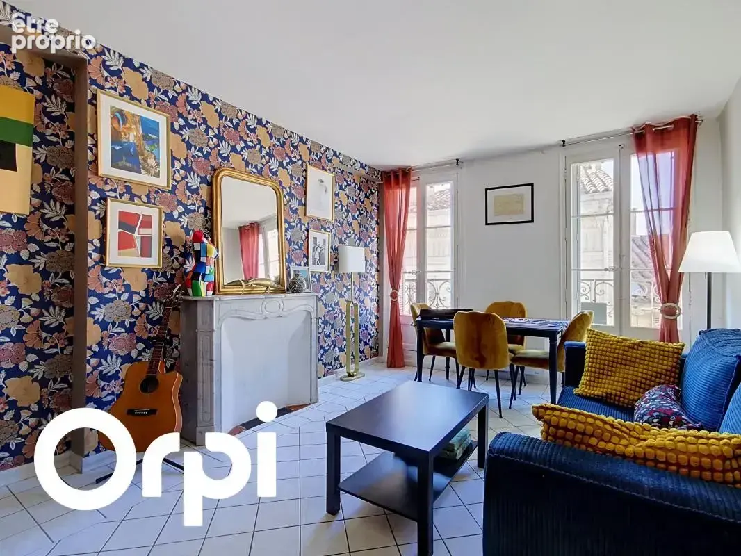A vendre Centre ville de TOULON (83000), rue d'Alger - T3 58m² - photo 2
