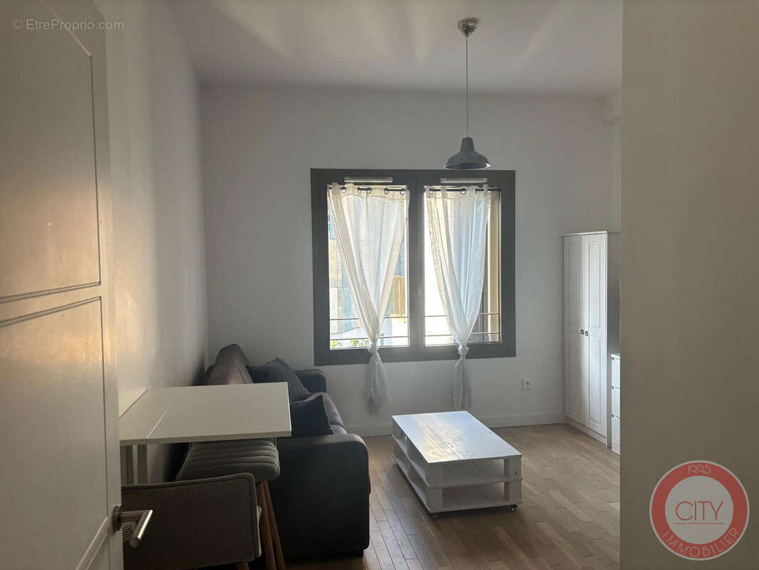 Appartement à PARIS-19E