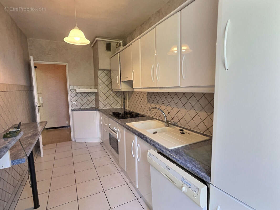 Appartement à MARSEILLE-12E